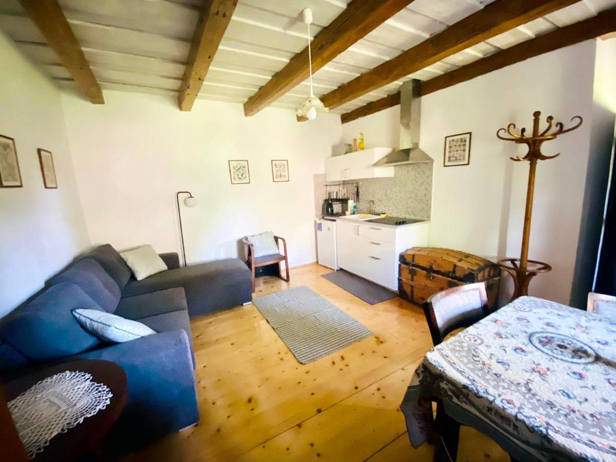 Lelle Vineyard Cottages 巴拉通雷勒 外观 照片