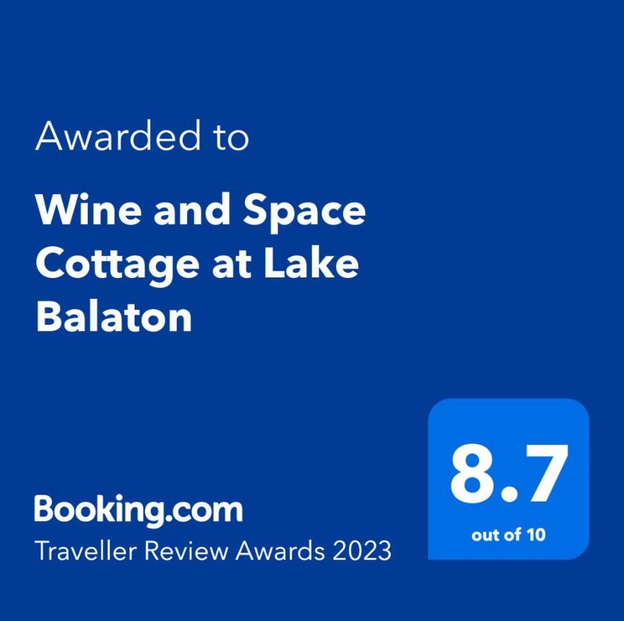 Lelle Vineyard Cottages 巴拉通雷勒 外观 照片